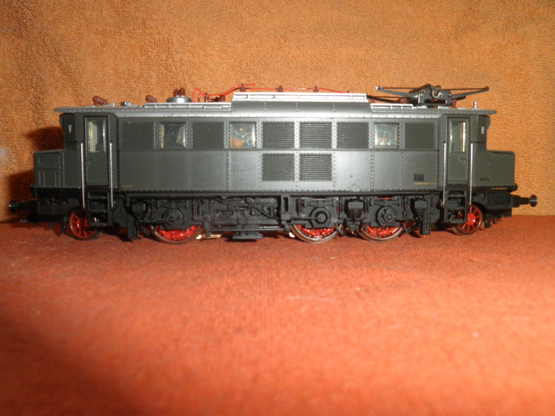 loc Trix BR E 04